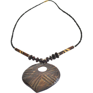 Bead necklace with Cattle horn pendant
